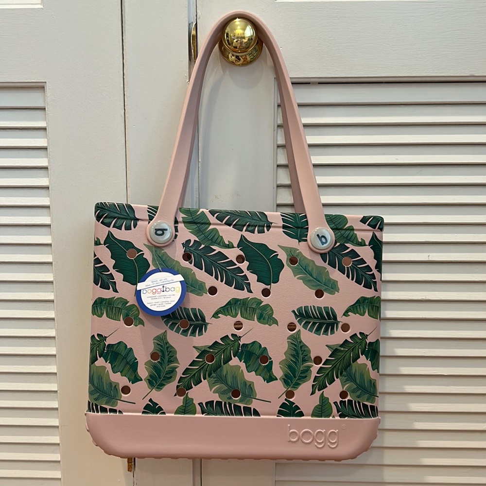 NWT Bogg Bag